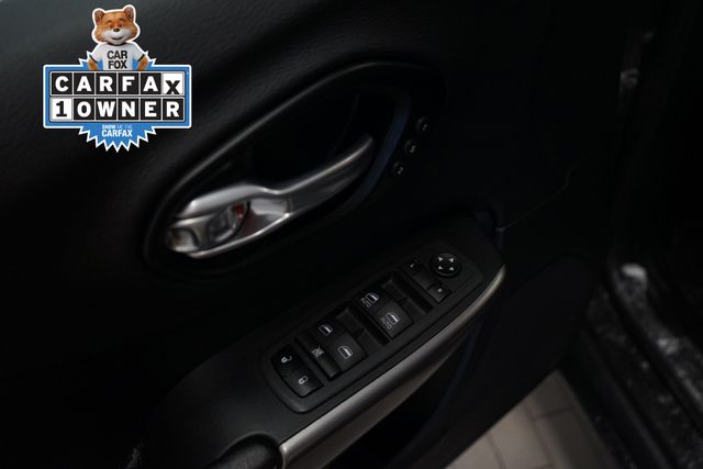 Thumbnail: 2022 Jeep Cherokee - 19