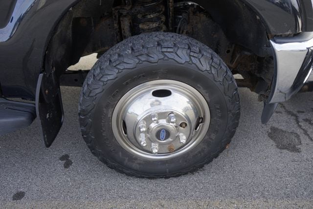 Thumbnail: 2016 Ford F-350 - 19