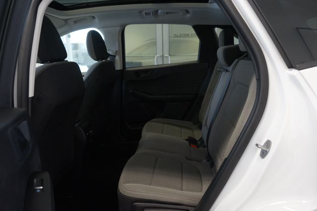 Thumbnail: 2022 Ford Escape - 29