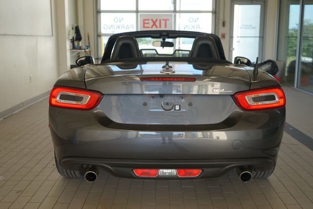 Thumbnail: 2019 Fiat 124 Spider - 12