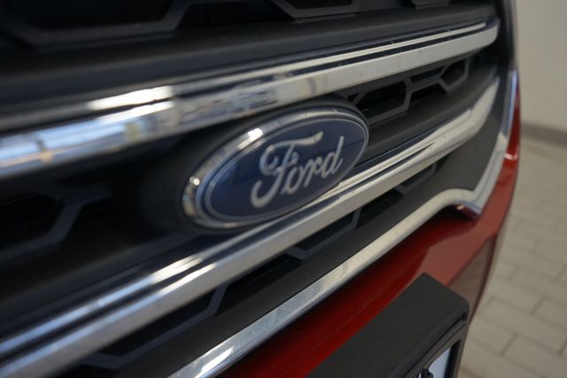 Thumbnail: 2018 Ford EcoSport - 18