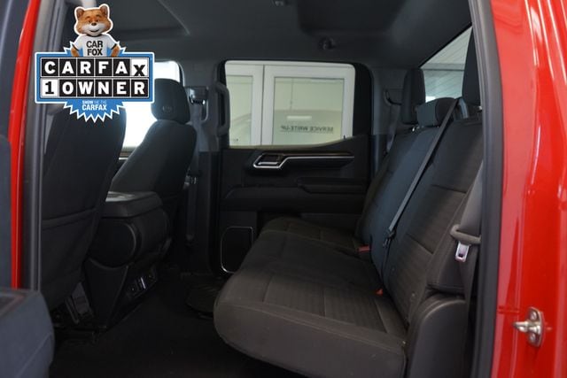 Thumbnail: 2023 Chevrolet Silverado 1500 - 30