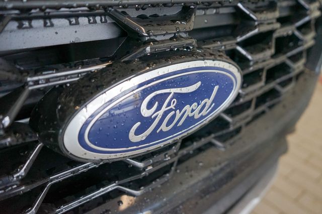 2025 Ford Escape ST-Line 10