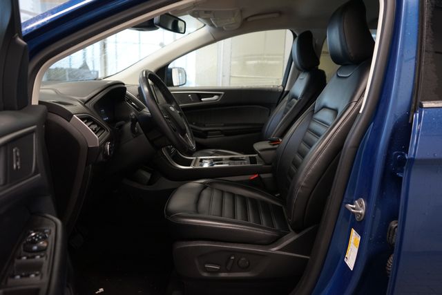 Thumbnail: 2023 Ford Edge - 20