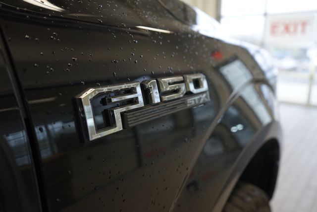 Thumbnail: 2018 Ford F-150 - 15