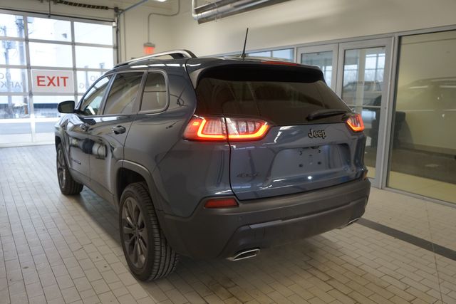 Thumbnail: 2021 Jeep Cherokee - 11