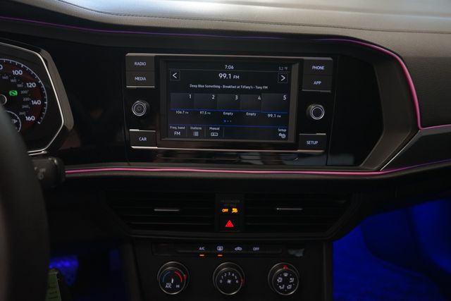 Thumbnail: 2019 Volkswagen Jetta - 22