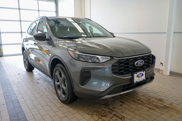 Thumbnail: 2025 Ford Escape - 9