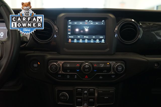 2022 Jeep Gladiator Altitude 22