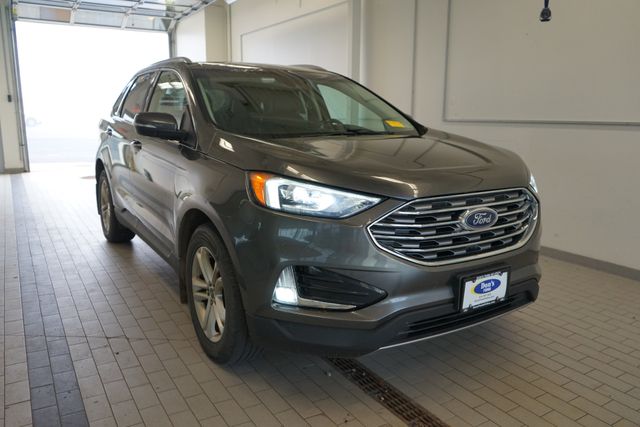 Thumbnail: 2019 Ford Edge - 16