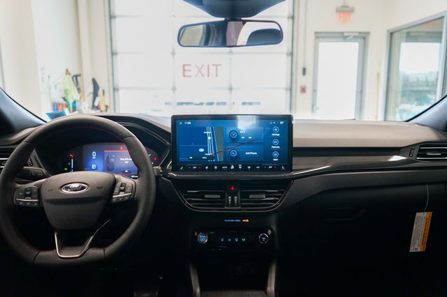 Thumbnail: 2025 Ford Escape - 21