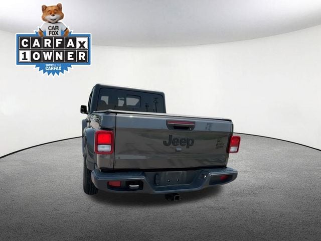 2022 Jeep Gladiator Altitude 8