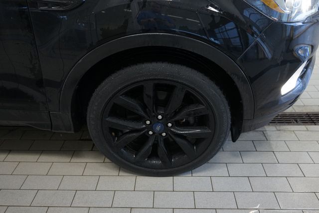 Thumbnail: 2019 Ford Escape - 15