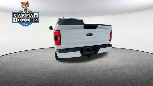 2022 Ford F-150 XL 8
