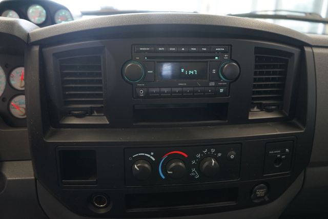 Thumbnail: 2006 Dodge Ram 2500 - 26