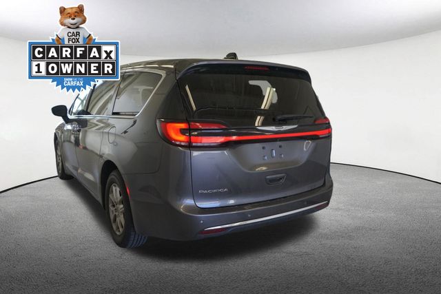 Thumbnail: 2023 Chrysler Pacifica - 11