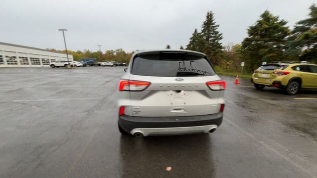 Thumbnail: 2020 Ford Escape - 8