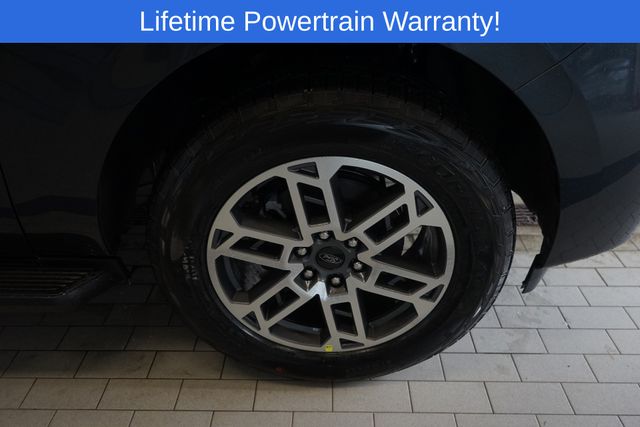 Thumbnail: 2025 Ford Expedition MAX - 16