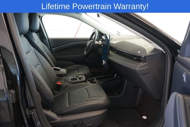 Thumbnail: 2025 Ford Mustang Mach-E - 32