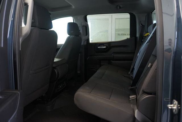 Thumbnail: 2020 Chevrolet Silverado 1500 - 30
