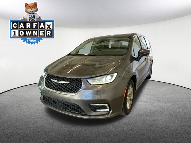 Thumbnail: 2023 Chrysler Pacifica - 1