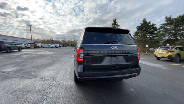 Thumbnail: 2022 Ford Expedition - 9
