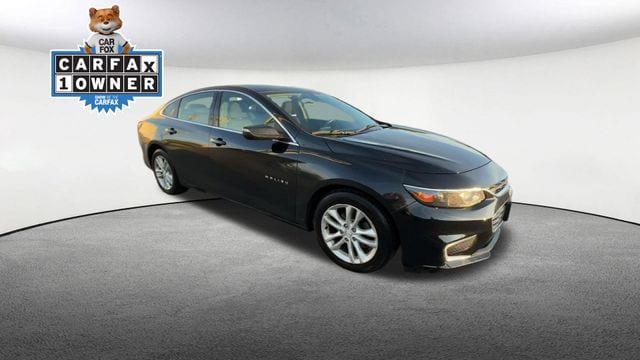 Thumbnail: 2017 Chevrolet Malibu - 2