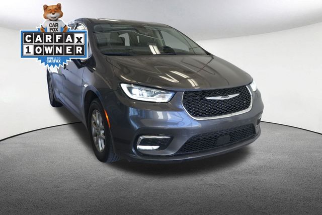 Thumbnail: 2023 Chrysler Pacifica - 16