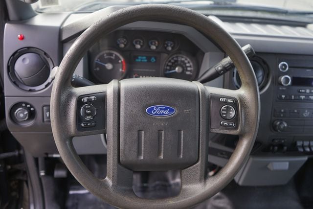 Thumbnail: 2016 Ford F-350 - 24