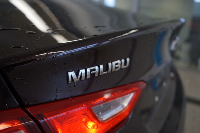 Thumbnail: 2021 Chevrolet Malibu - 13