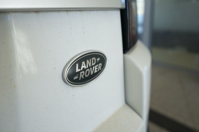 Thumbnail: 2017 Land Rover Range Rover Evoque - 13