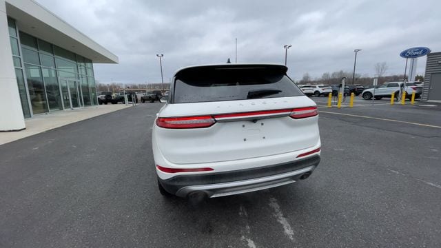 Thumbnail: 2022 Lincoln Corsair - 8