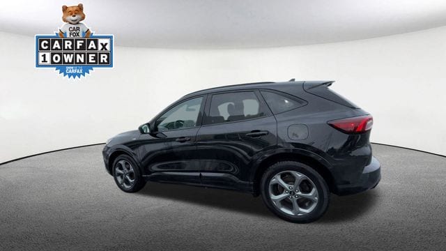 Thumbnail: 2023 Ford Escape - 7