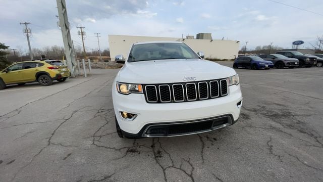 Thumbnail: 2020 Jeep Grand Cherokee - 3