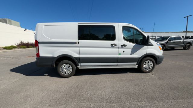 Thumbnail: 2018 Ford Transit Series - 10
