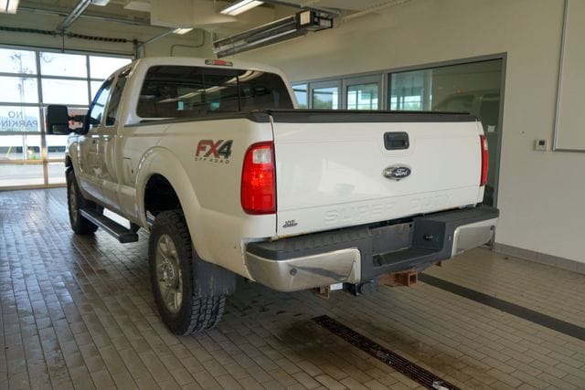 2016 Ford F-350 Lariat 11