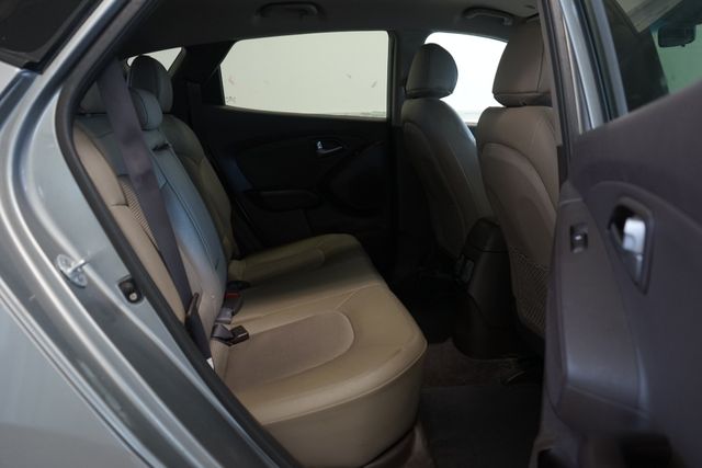 Thumbnail: 2015 Hyundai Tucson - 31