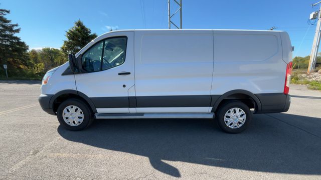 Thumbnail: 2018 Ford Transit Series - 6