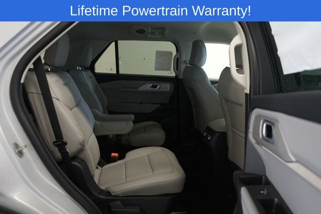 Thumbnail: 2026 Ford Explorer - 32