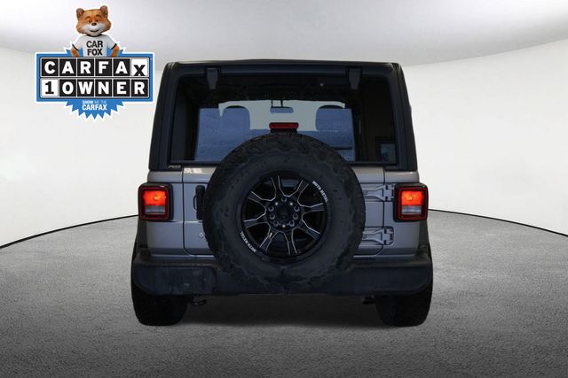 Thumbnail: 2019 Jeep Wrangler - 12