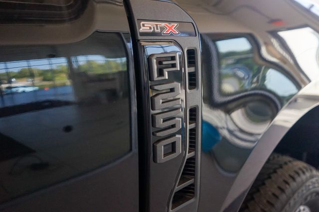 2024 Ford F-250 XL 16