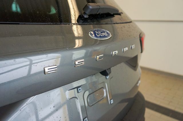Thumbnail: 2025 Ford Escape - 5