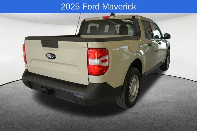 Thumbnail: 2025 Ford Maverick - 15