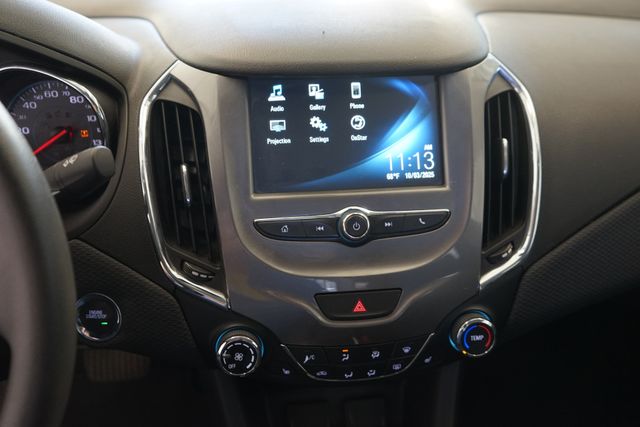 Thumbnail: 2018 Chevrolet Cruze - 22