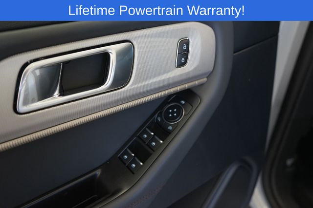 Thumbnail: 2026 Ford Explorer - 21