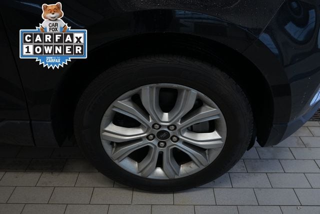 Thumbnail: 2023 Ford Edge - 7