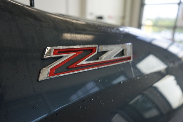 Thumbnail: 2020 Chevrolet Silverado 1500 - 17