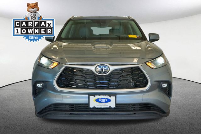 Thumbnail: 2022 Toyota Highlander - 16