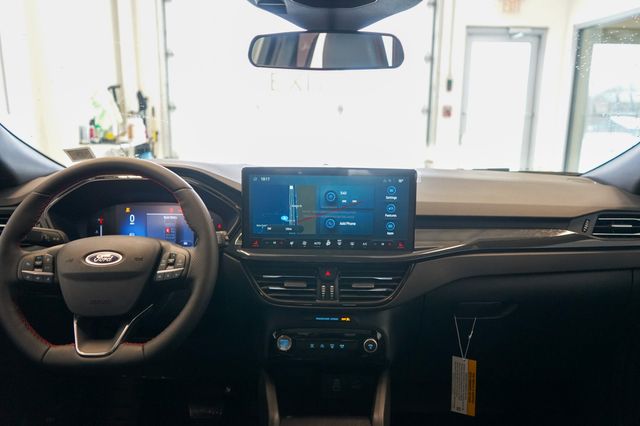 Thumbnail: 2025 Ford Escape - 26