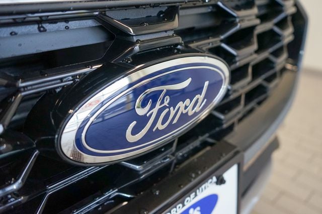 Thumbnail: 2025 Ford Escape - 11